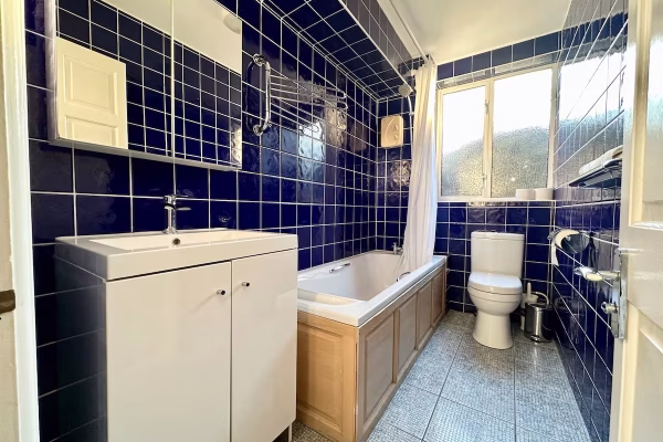 London Studio Flat 5