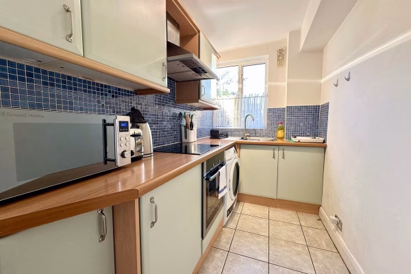 London Studio Flat 6